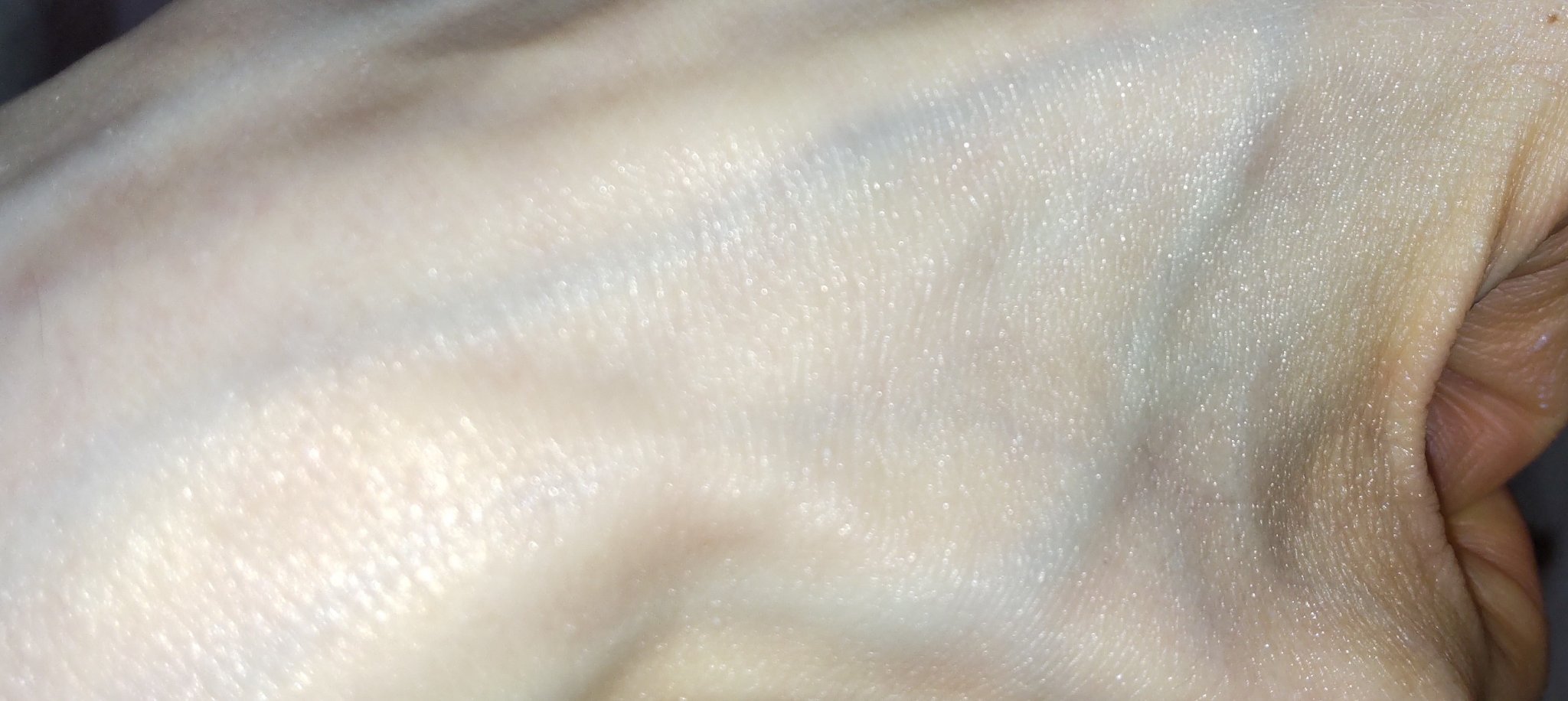 ブルーセレニティーUVサンスクリーン/DR.PEPTI/日焼け止めクリームを使ったクチコミ（3枚目）