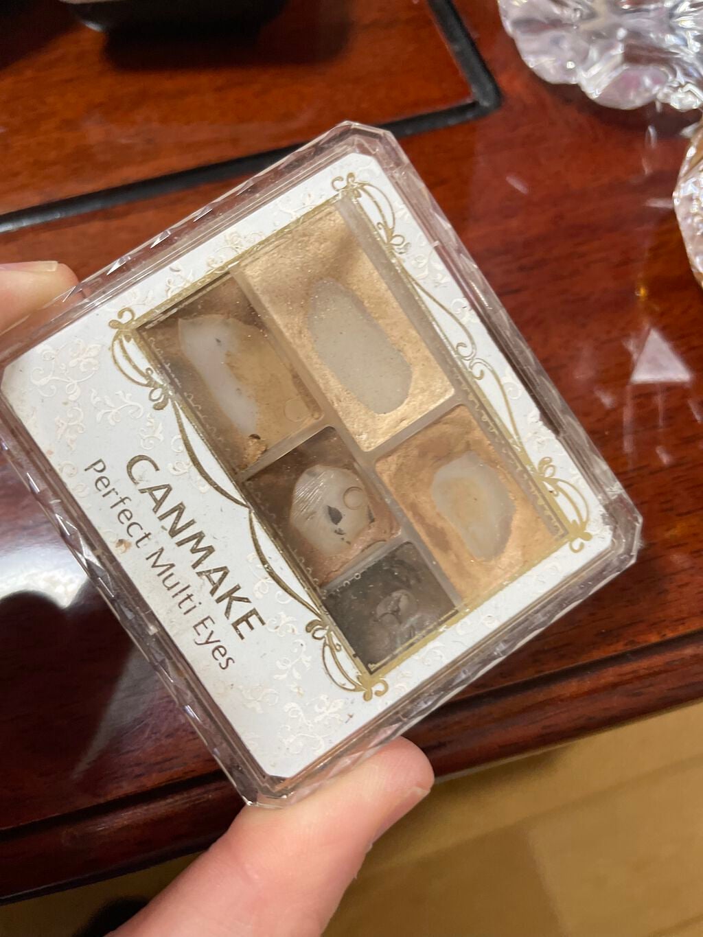 パーフェクトマルチアイズ/キャンメイク/アイシャドウパレットを使ったクチコミ(1枚目)