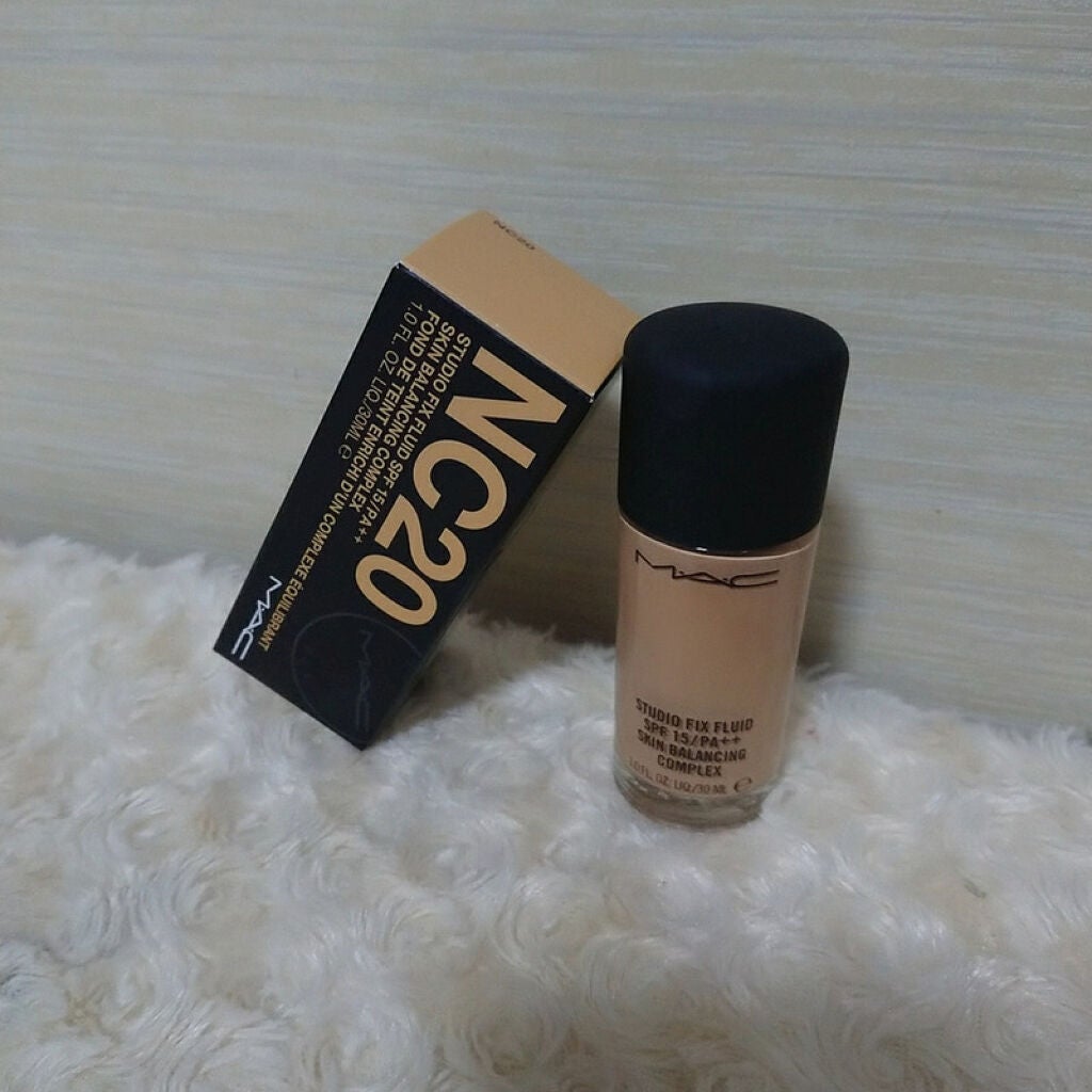 スタジオフィックス フルイッド SPF 15/M・A・C/リキッドファンデーションを使ったクチコミ(1枚目)