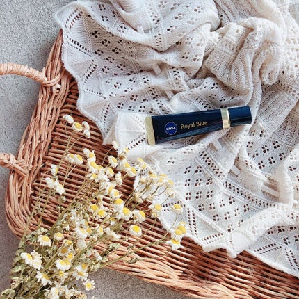 ニベア ロイヤルブルーリップ 濃密美容ケア/ニベア/リップ美容液を使ったクチコミ(1枚目)