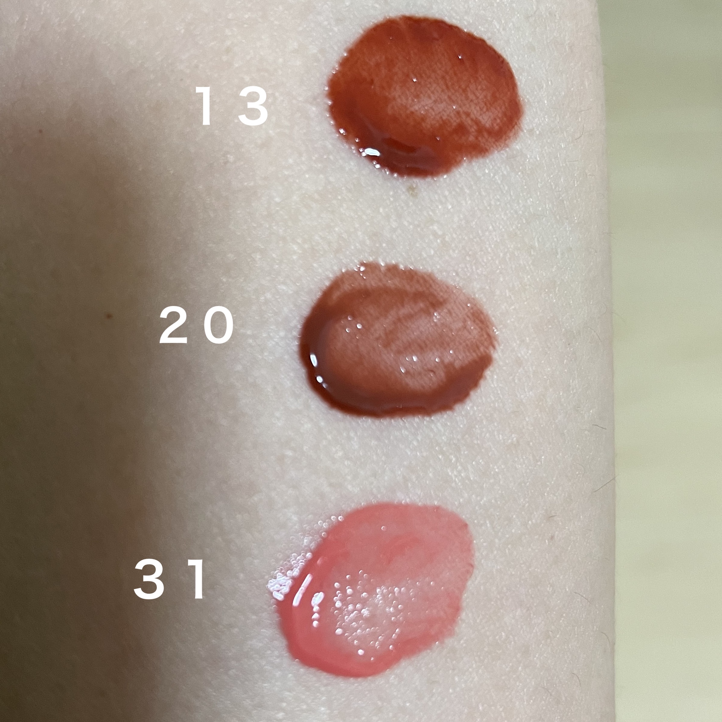 ジューシーラスティングティント/rom&nd/リップティントを使ったクチコミ（2枚目）