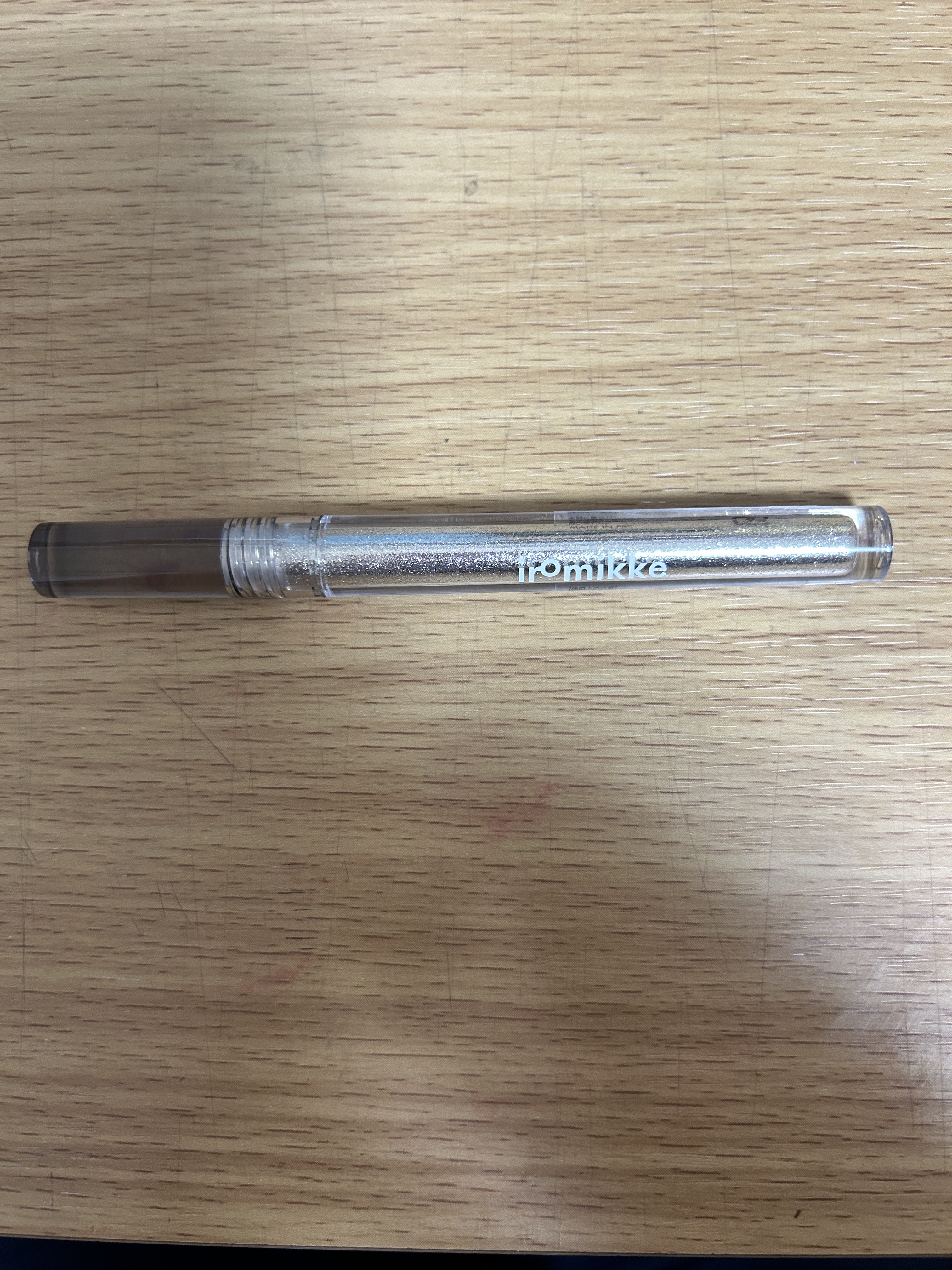 イロミッケ グリッターリキッドアイシャドウ 01 シャンパーニュスパークル(Champagne Sparkle)/iromikke/グリッターを使ったクチコミ（1枚目）