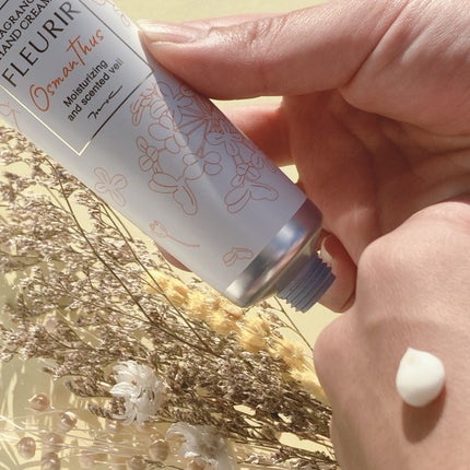 フルリール ハンドクリーム オスマンサス /MOC/ハンドクリームを使ったクチコミ(2枚目)