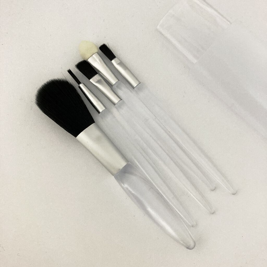 ダイソー メイクブラシセット/DAISO/メイクブラシを使ったクチコミ（2枚目）