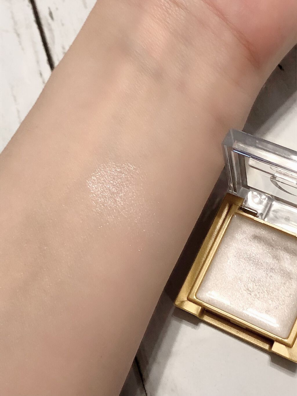 シマリングシャドウ SS02 シュガーホワイト/excel/ジェル・クリームアイシャドウを使ったクチコミ（3枚目）