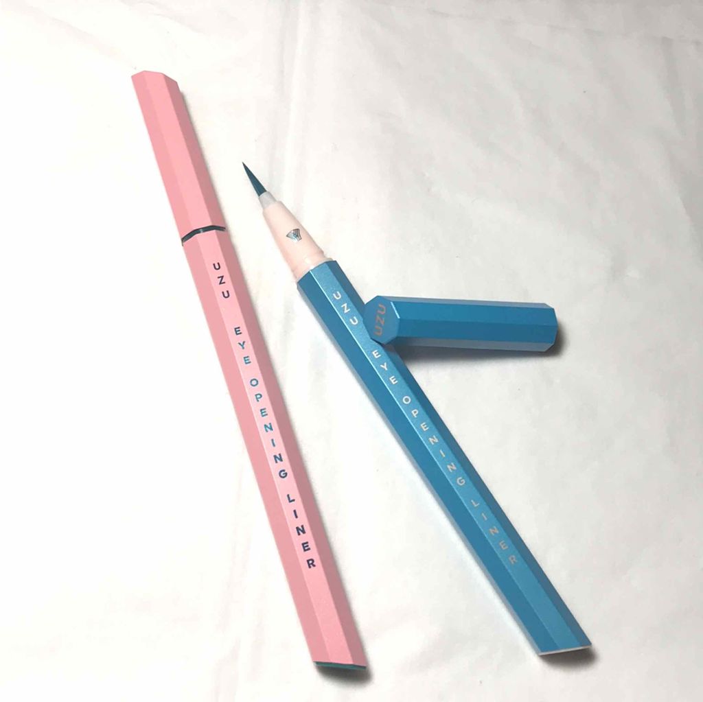 EYE OPENING LINER/UZU BY FLOWFUSHI/リキッドアイライナーを使ったクチコミ(1枚目)