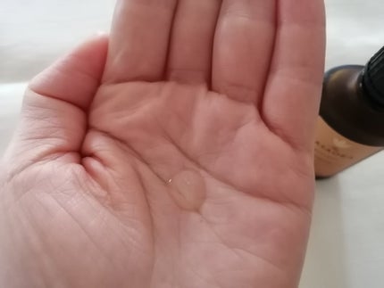 * a y a * on LIPS 「話題の幹細胞コスメ、笹岡プレミアム原液を使っています。こちらは..」(4枚目)