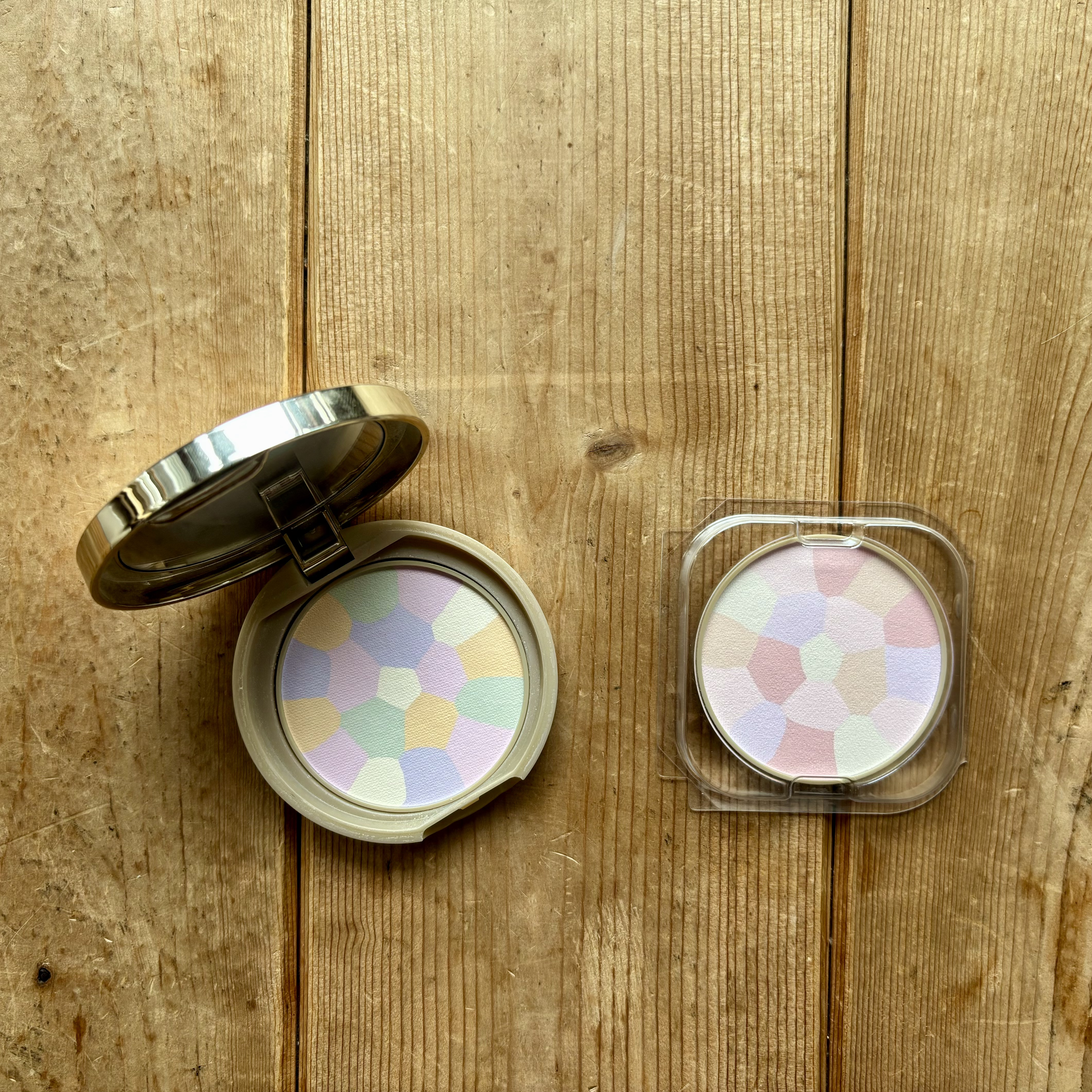 マシュマロフィニッシュパウダー　～Abloom～/キャンメイク/プレストパウダーを使ったクチコミ（1枚目）