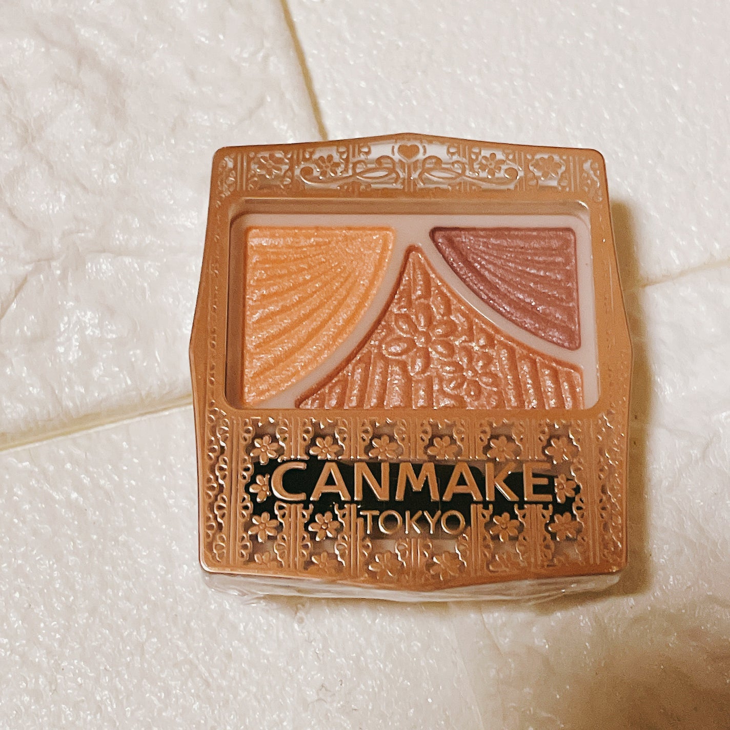 ジューシーピュアアイズ/キャンメイク/アイシャドウパレットを使ったクチコミ(2枚目)