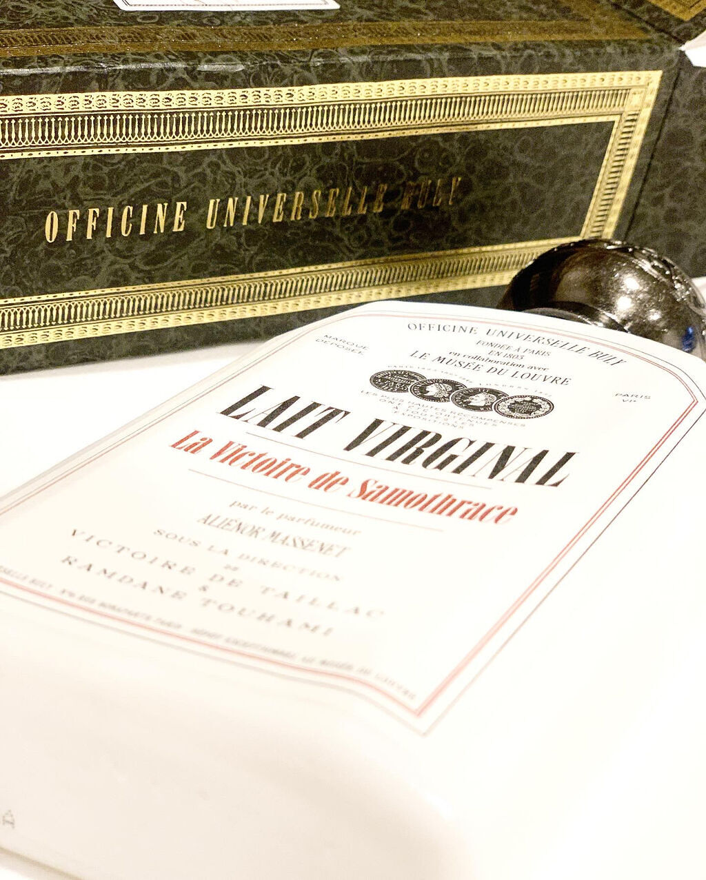 レ・ヴィルジナル/オフィシーヌ・ユニヴェルセル・ビュリー/ボディミルクを使ったクチコミ（3枚目）