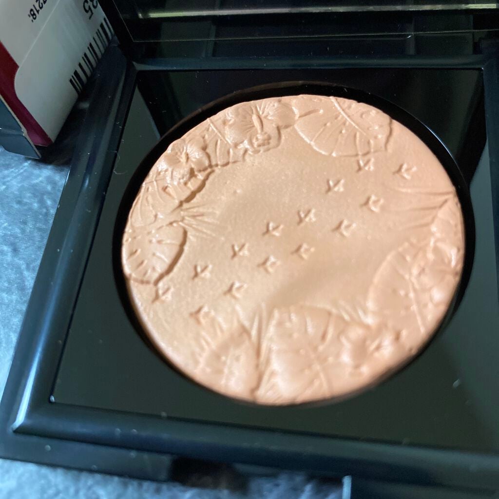 フラロッソ ルーチ ブラッシュ/アスタリフト/パウダーチークを使ったクチコミ(2枚目)