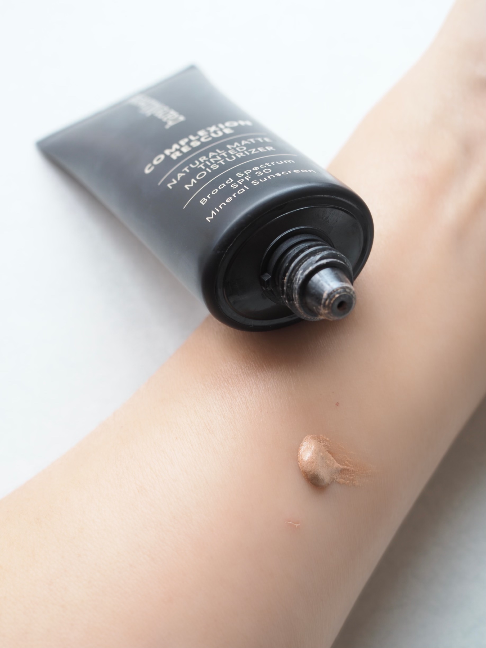 CR ナチュラル マット モイスチャライザー/bareMinerals/クリーム・エマルジョンファンデーションを使ったクチコミ（2枚目）