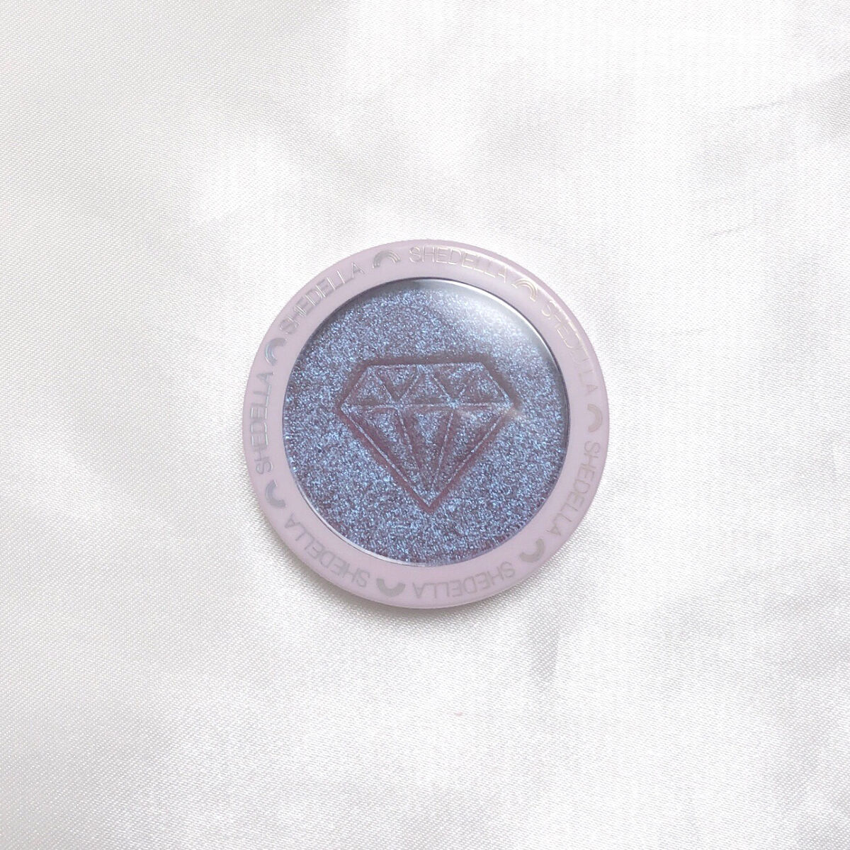 Rainbow Ball Eyeshadow/SHEDELLA/単色アイシャドウを使ったクチコミ（3枚目）