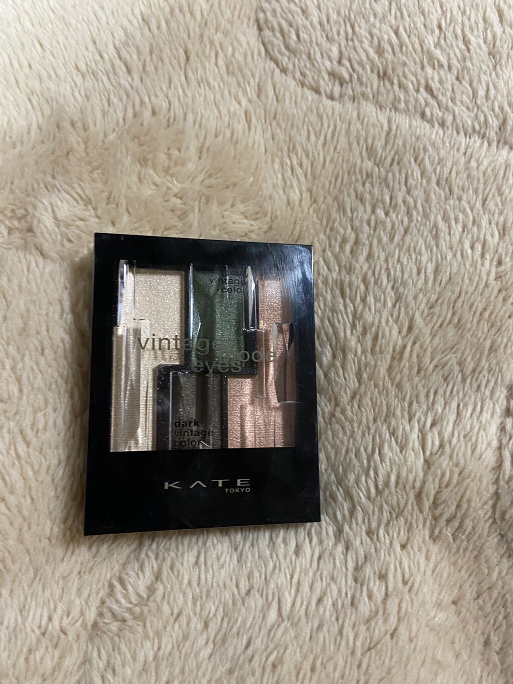 ヴィンテージモードアイズ GN-1/KATE/アイシャドウパレットを使ったクチコミ（1枚目）