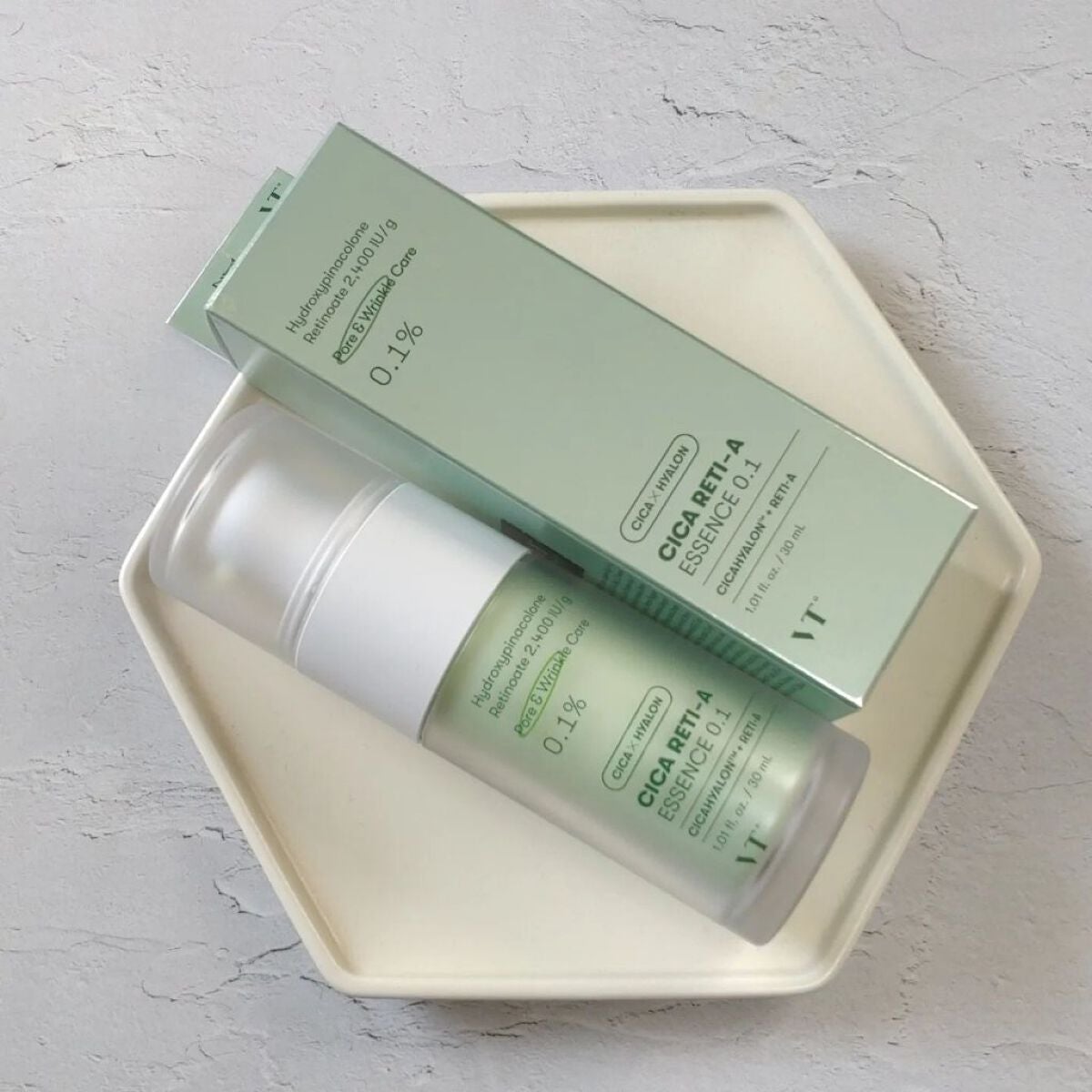 シカレチA エッセンス0.1/VT/美容液を使ったクチコミ(2枚目)