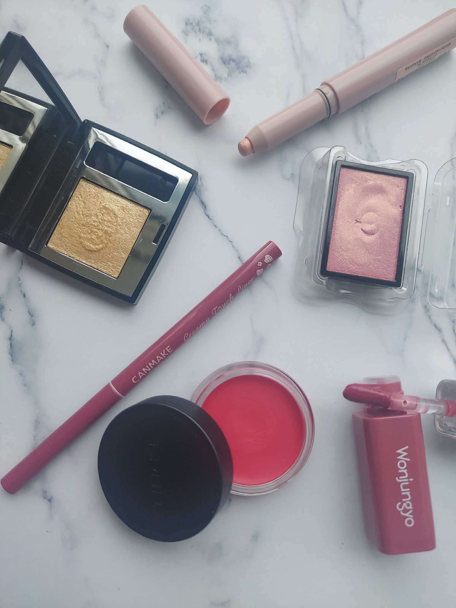 ディオールショウ モノ クルール 616 ゴールド スター/Dior/アイシャドウを使ったクチコミ（1枚目）