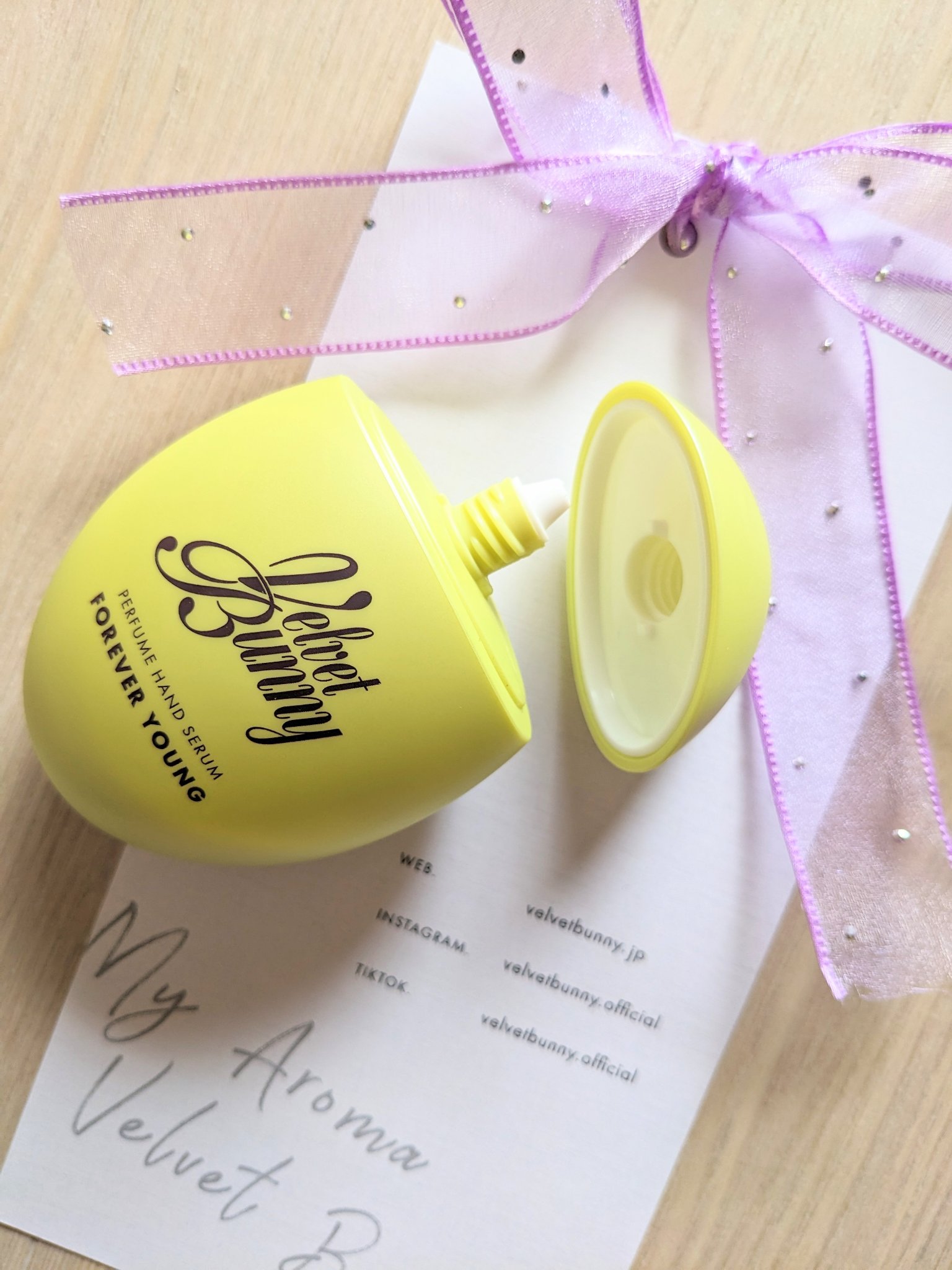 パフュームハンドセラム FOREVER YOUNG/Velvet Bunny/ハンドクリームを使ったクチコミ（2枚目）