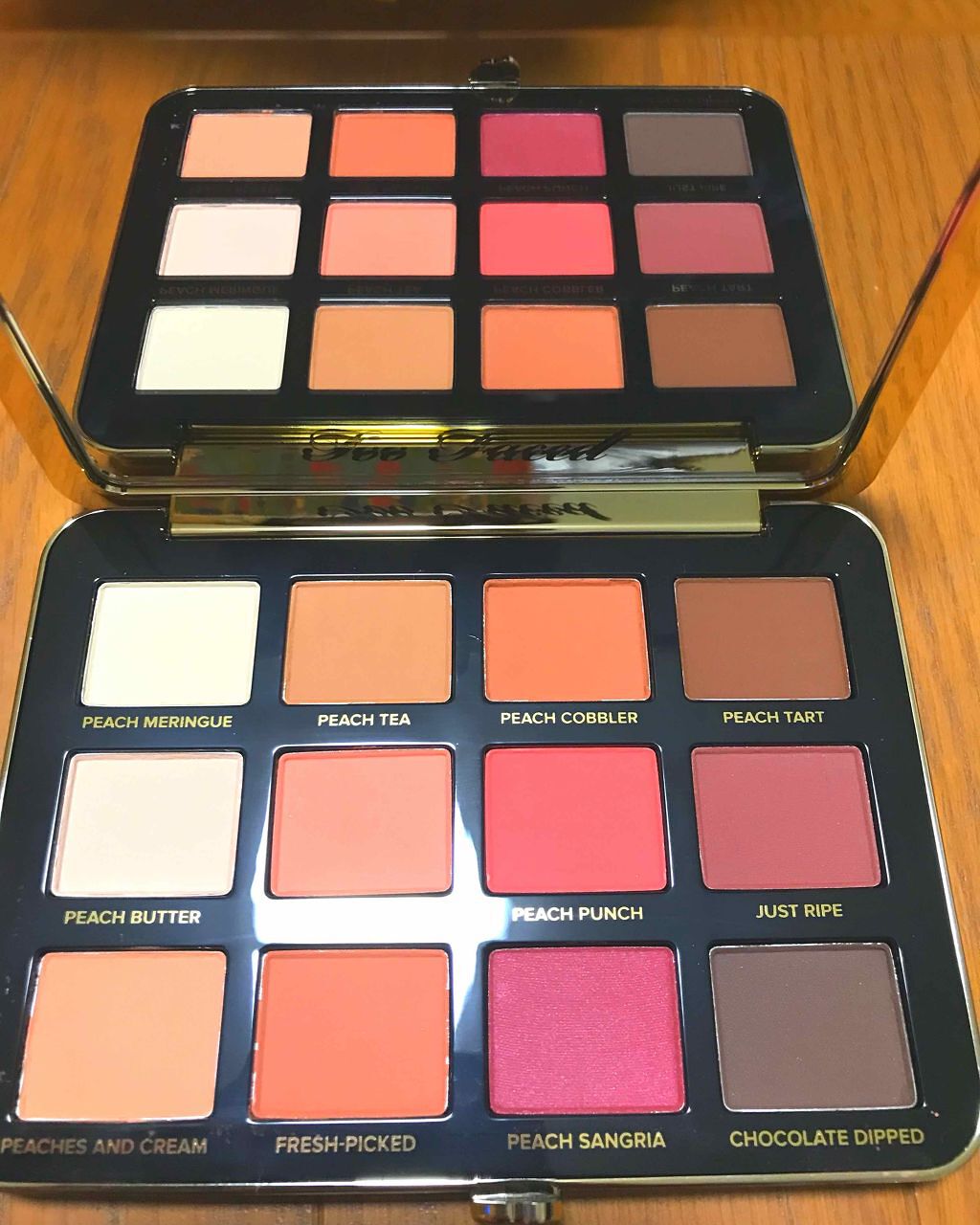 ジャスト ピーチィ ベルベット マット アイシャドウ パレット/Too Faced/アイシャドウパレットを使ったクチコミ(2枚目)