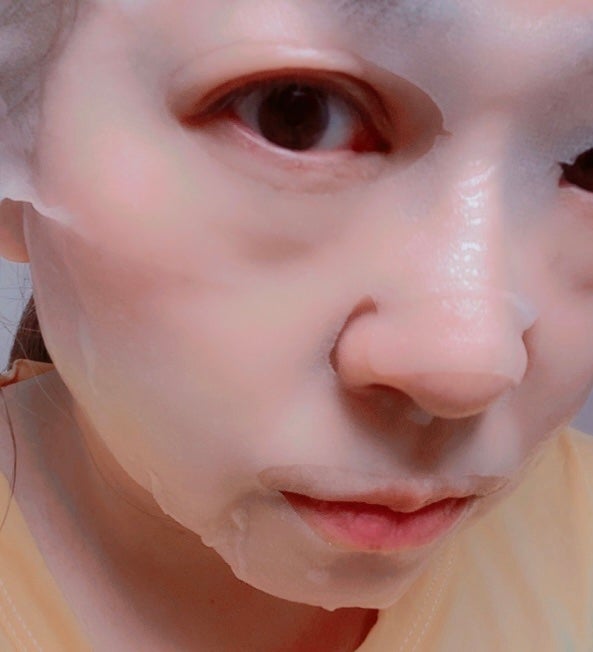 フリーズドライエッセンスマスク ナイアシンアミド22%/HiCA/シートマスク・パックを使ったクチコミ(4枚目)