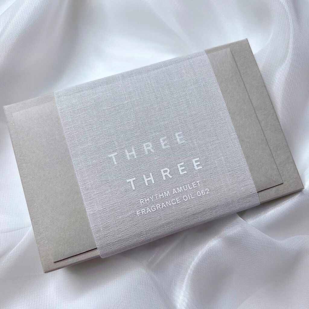 ðamoð on LIPS ã#THREE#RHYTHMAMULETFRAGRANCEOIL..ãïŒ4æç®ïŒ