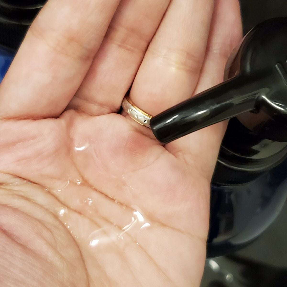 カームナイトリペアシャンプー/トリートメント/YOLU/市販シャンプーを使ったクチコミ(4枚目)