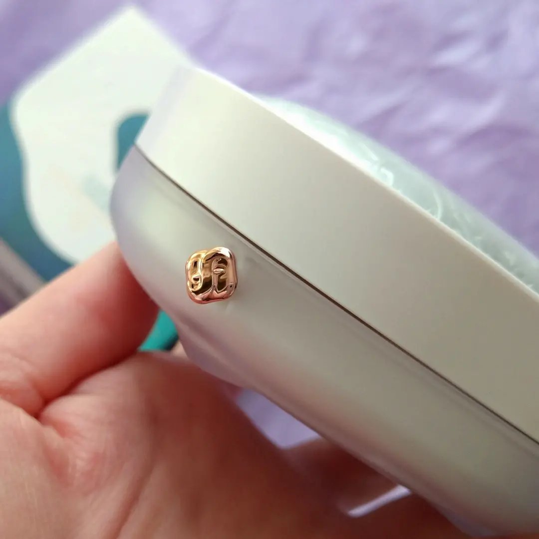 玉養桃花 ルースパウダー/花西子/ルースパウダーを使ったクチコミ（3枚目）