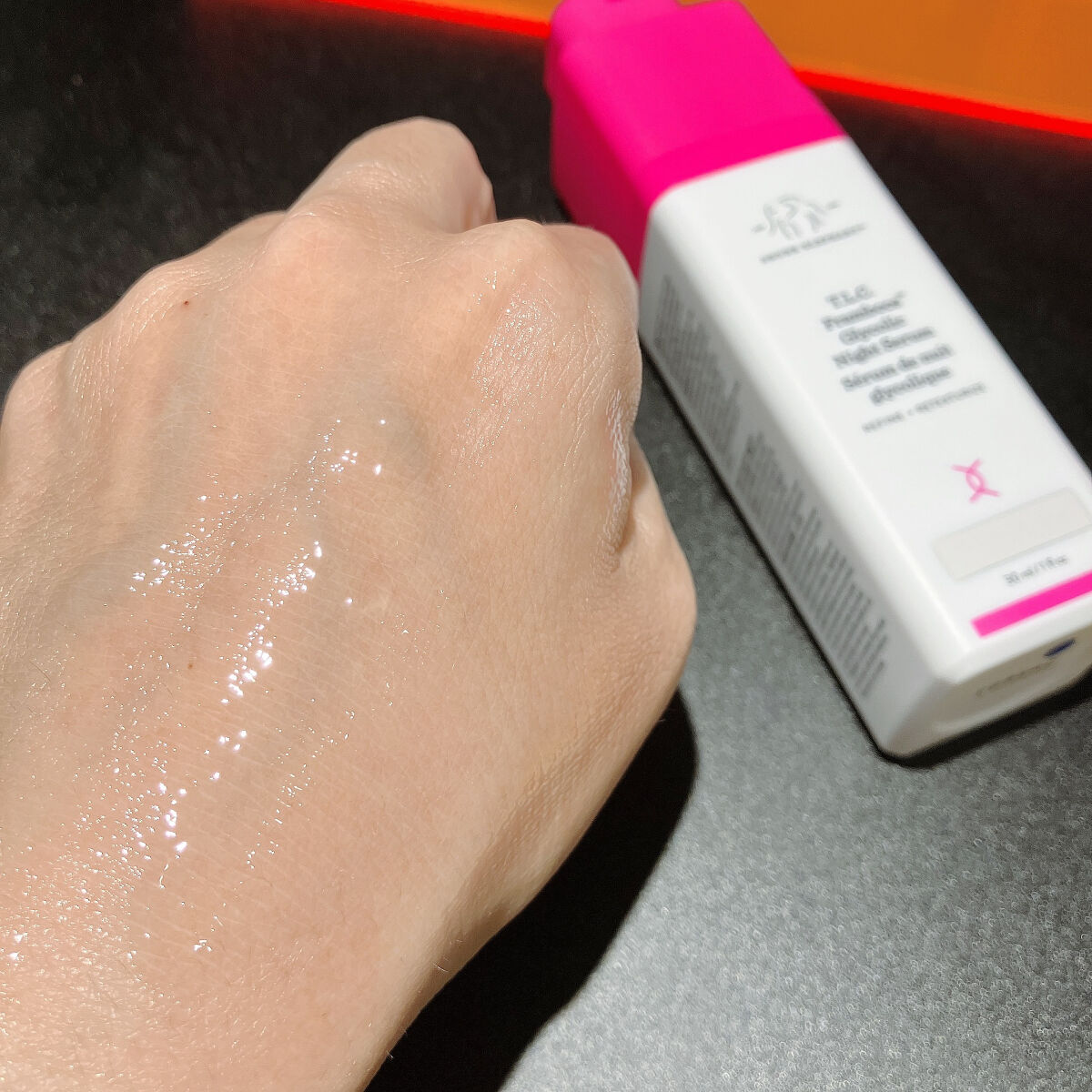 Drunk Elephant ティーエルシー フランブース グリコリック ナイトセラムのクチコミ「ジェル状でとってもみずみずしいテクスチャーのティーエルシーフランブースグリコリックナイトセラム.....」（3枚目）