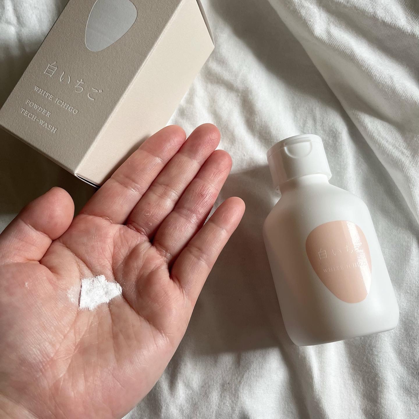 オーガニック テック-セラム/WHITE ICHIGO/美容液を使ったクチコミ（2枚目）