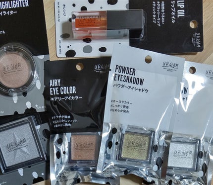 UR GLAM BRIGHTNING POWDER/U R GLAM/パウダーハイライトを使ったクチコミ(1枚目)