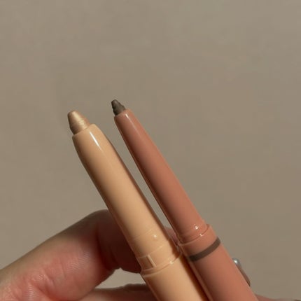 ニューデップスデュアルカラースティック/hince/スティックアイシャドウを使ったクチコミ(8枚目)