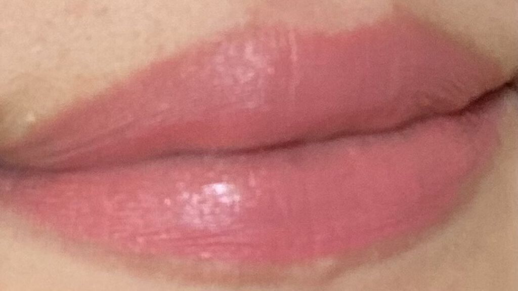 ピュア カラー エンヴィ リップスティック 260 エキセントリック/ESTEE LAUDER/口紅を使ったクチコミ（2枚目）