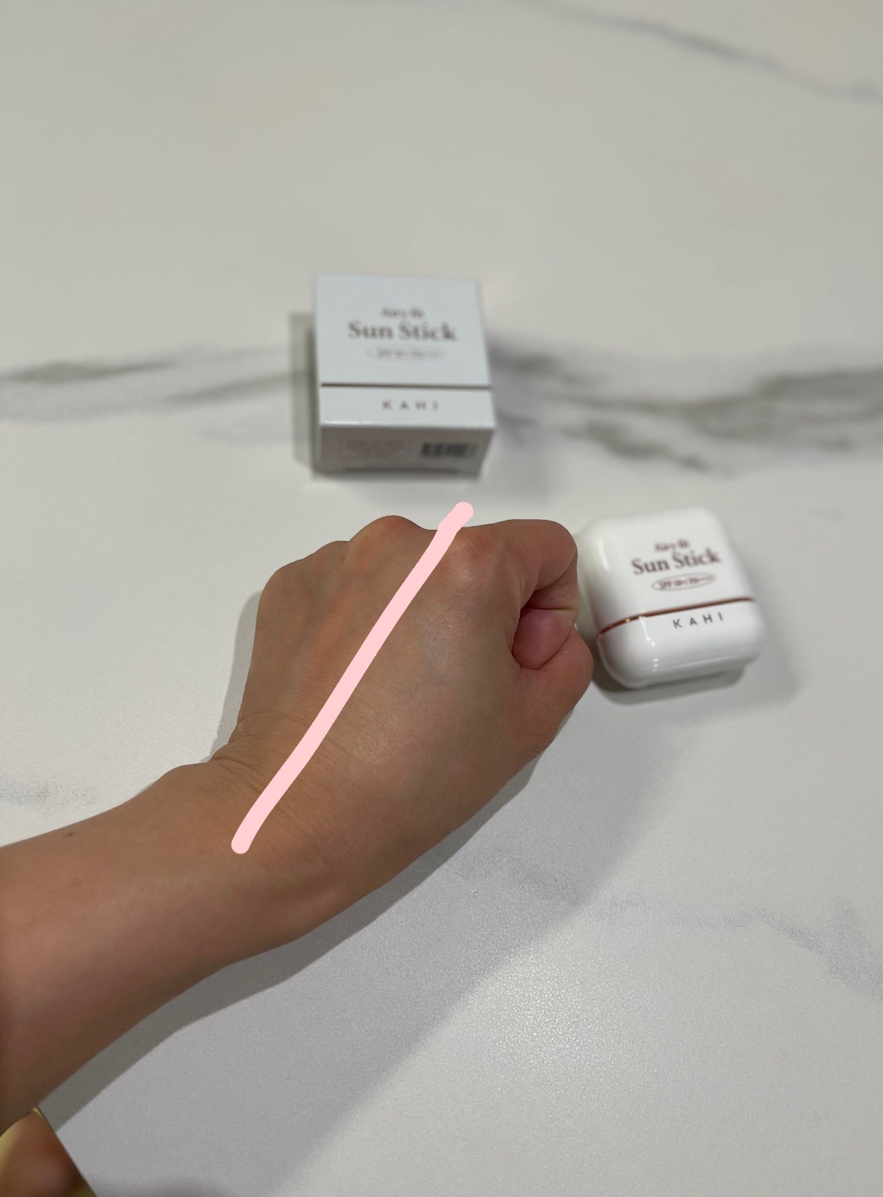 エアリーフィットサンスティック/KAHI/日焼け止めスティックを使ったクチコミ(4枚目)
