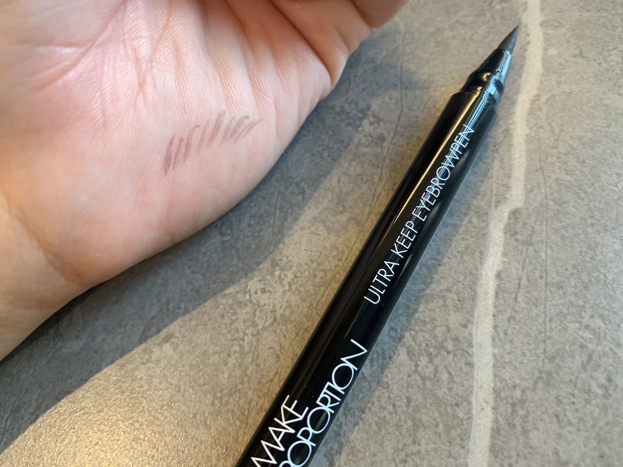 ウルトラキープアイブロウペン/メイクプロポーション/眉ティントを使ったクチコミ（3枚目）