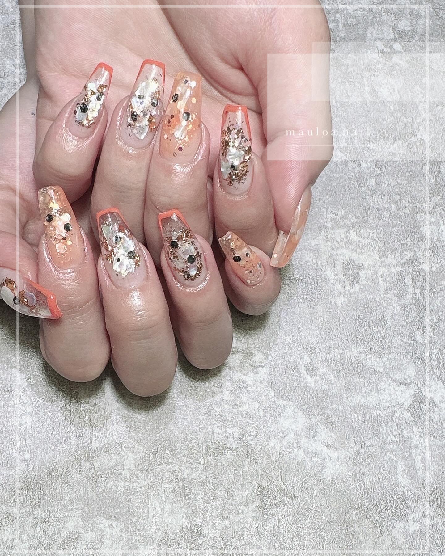 #ドットネイル,#ネイル,#アートネイル,#夏ネイル,#ミラーアートネイル,#フレンチネイル,#オレンジネイル,#ワンホンネイル,#ミラーアートネイル,#パーツネイル,#ミラーネイル,#クリアネイル,#天王寺ネイル,#ビジューネイルのネイルデザイン