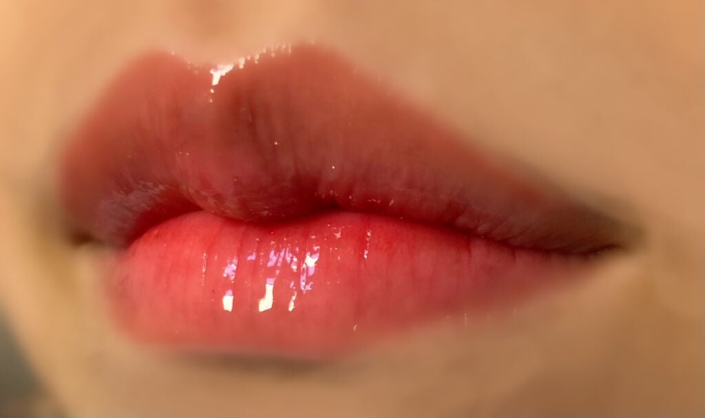 ジューシーラスティングティント/rom&nd/リップティントを使ったクチコミ(3枚目)