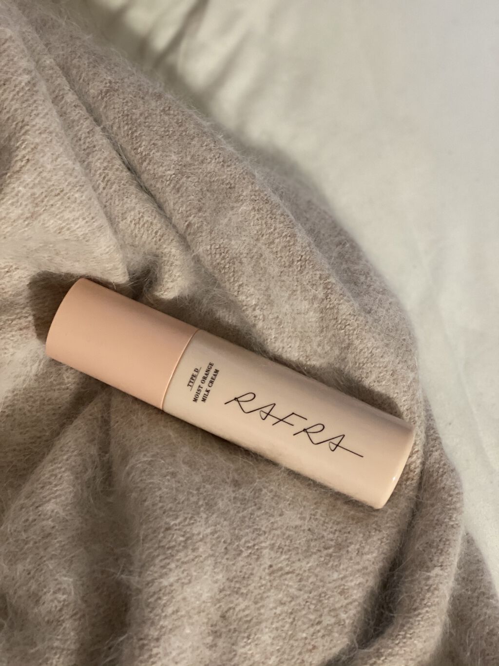 RAFRA モイストオレンジ　タイプBのクチコミ「#ラフラモイストオレンジ タイプD 100mL
ミルククリーム
¥3,850(税込)

ロフト.....」（1枚目）