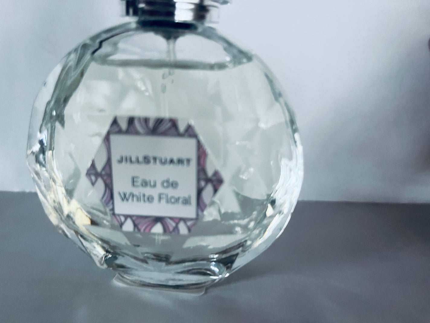 ジルスチュアート オード ホワイトフローラル/JILL STUART/香水(レディース)を使ったクチコミ(1枚目)