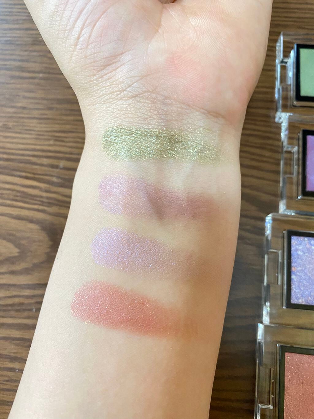 アディクション ザ アイシャドウ パール/ADDICTION/単色アイシャドウを使ったクチコミ(6枚目)