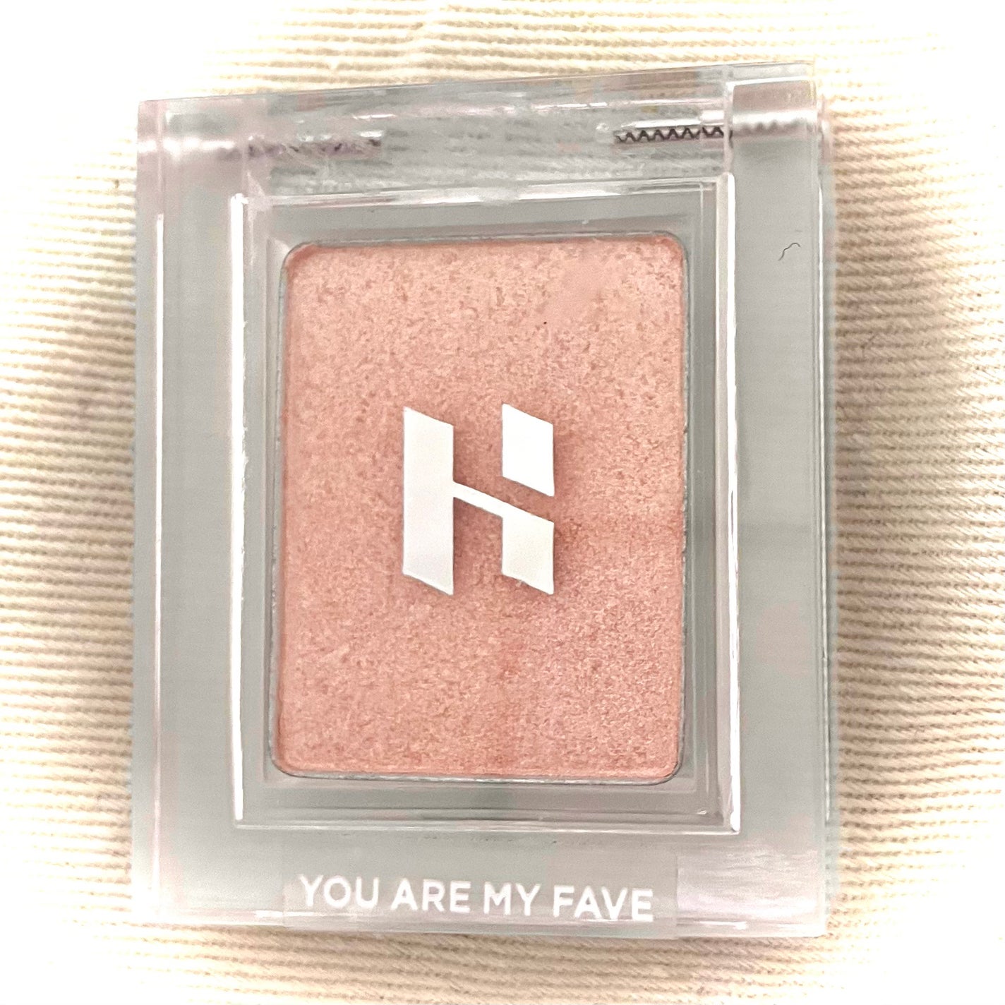 マイフェイブピースアイシャドウ/HOLIKA HOLIKA/単色アイシャドウを使ったクチコミ(1枚目)