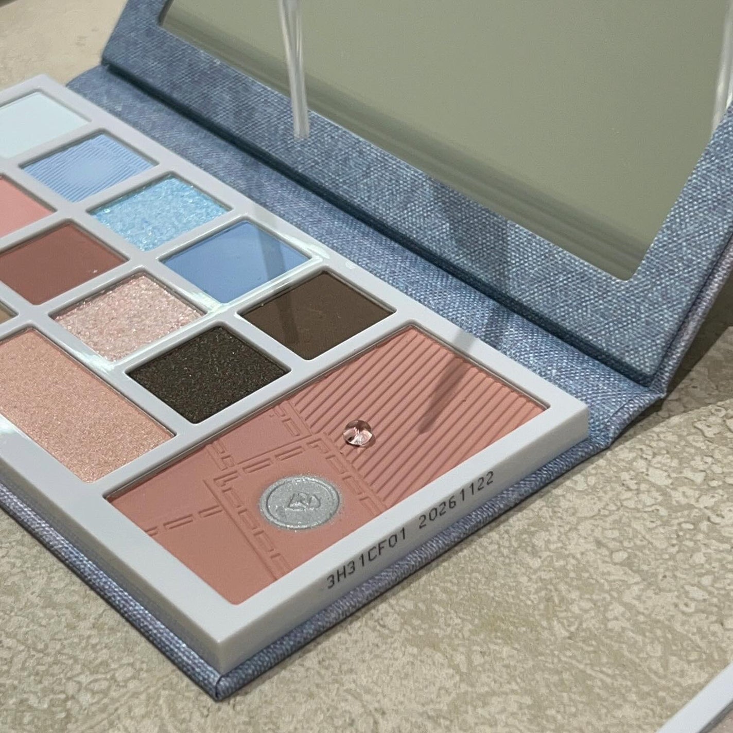 PERFECT DIARY (パーフェクトダイアリー)トランスルーシェントブルーリング ルースパウダー ブルーシャイニング限定/PERFECT DIARY/ルースパウダーを使ったクチコミ(6枚目)