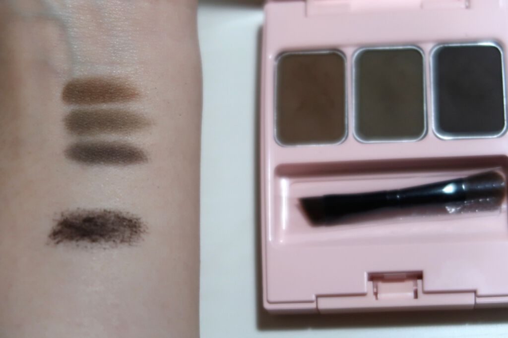  フーミー アイブロウパウダー/WHOMEE/パウダーアイブロウを使ったクチコミ（2枚目）