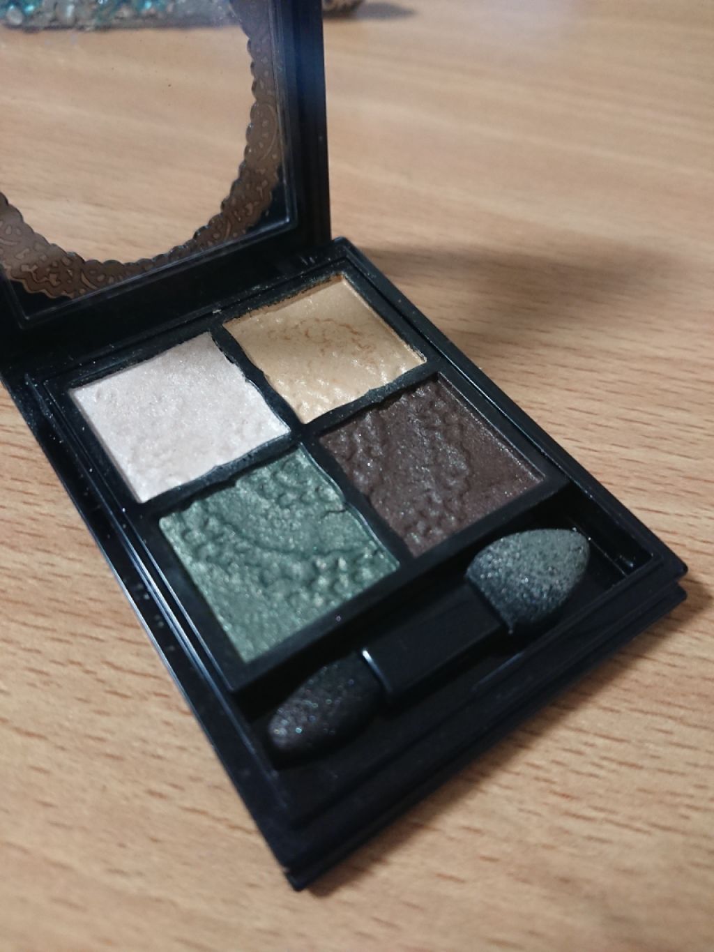 グロッシーリッチ アイズ/Visée/アイシャドウパレットを使ったクチコミ(2枚目)