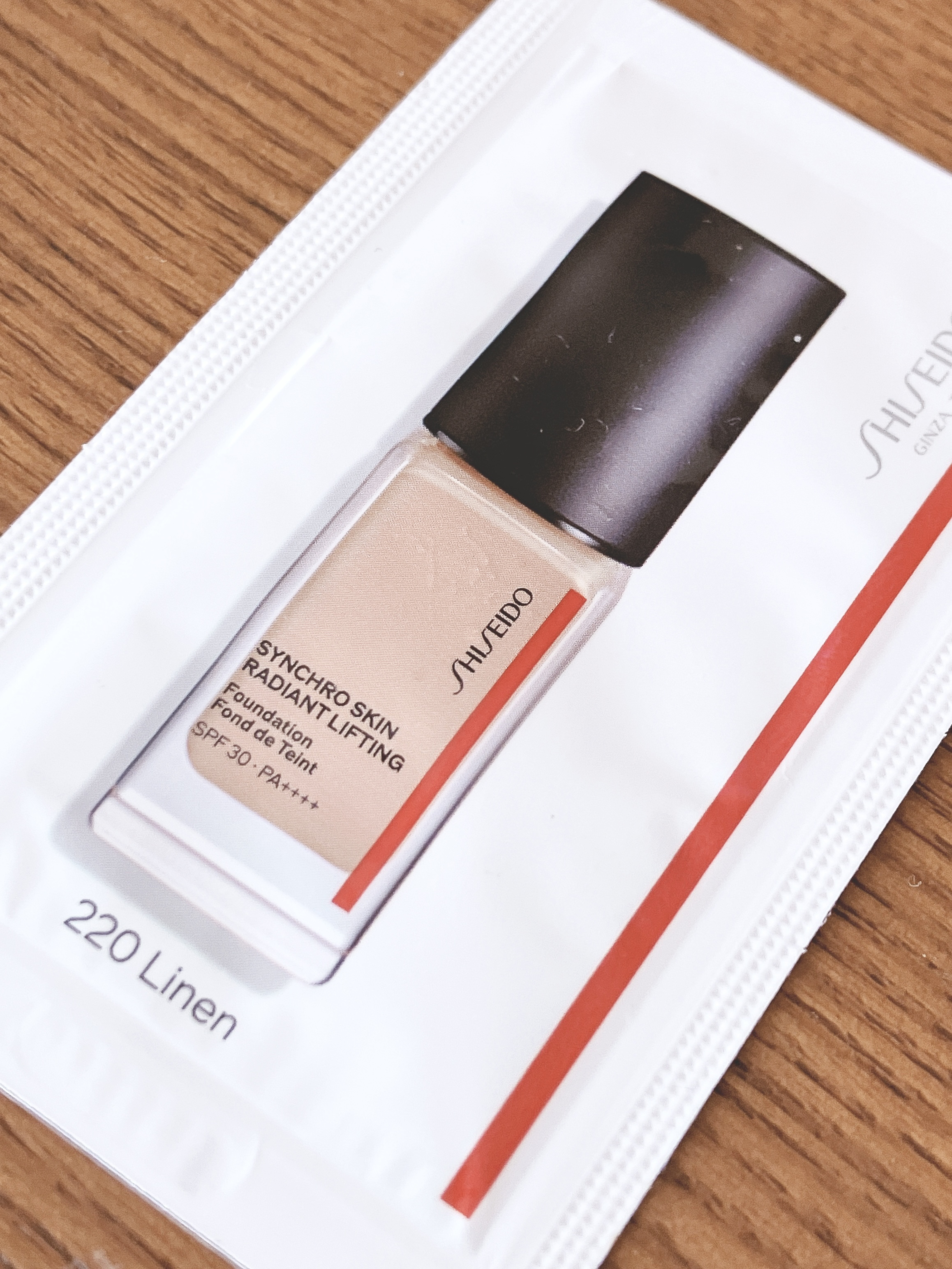 シンクロスキン セルフリフレッシング ファンデーション 220 Linen/SHISEIDO/リキッドファンデーションを使ったクチコミ（1枚目）