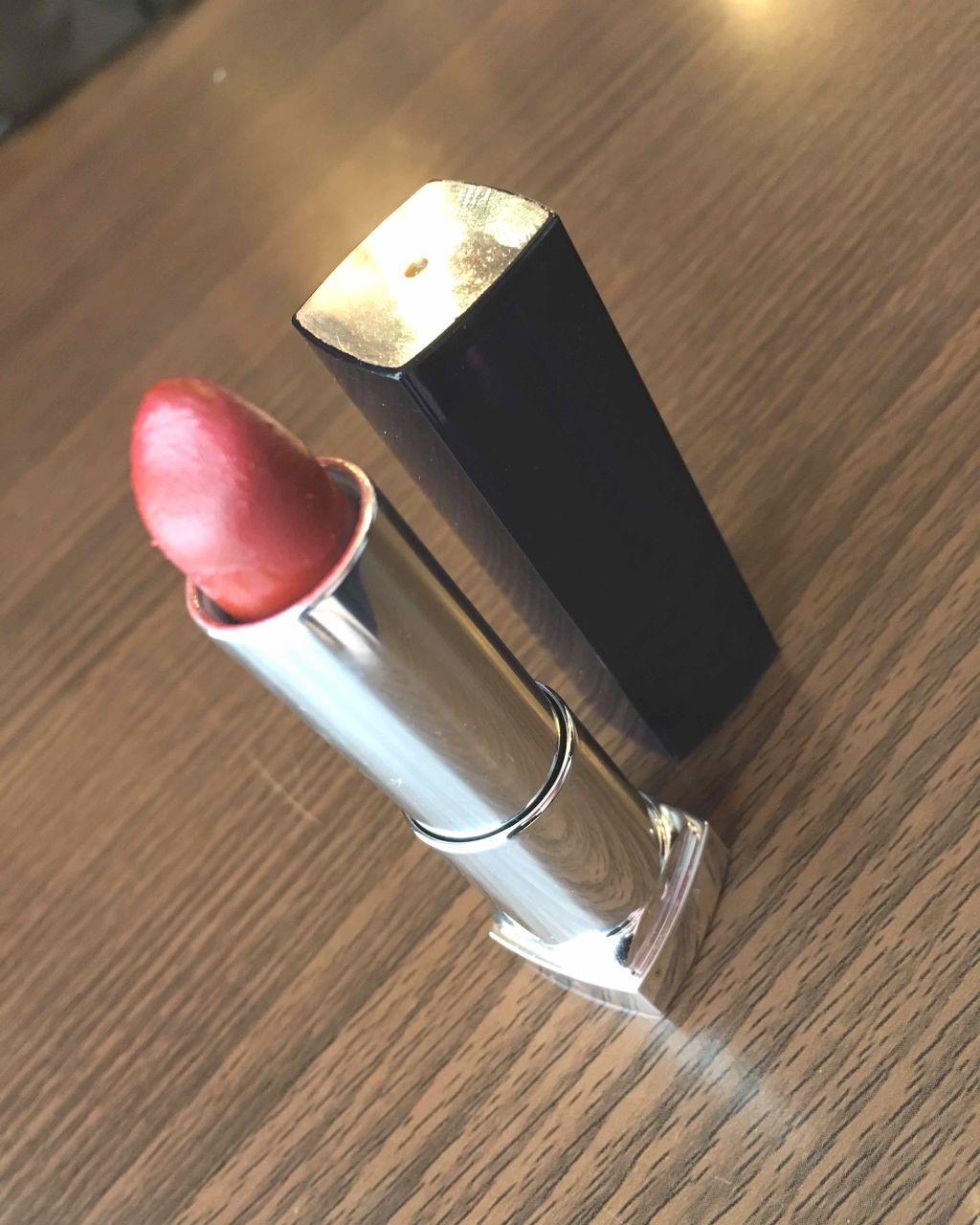 カラーセンセーショナル リップスティック B ＜ローデッド ボールズ コレクション＞ 05 モード バーガンディ/MAYBELLINE NEW YORK/口紅を使ったクチコミ（1枚目）