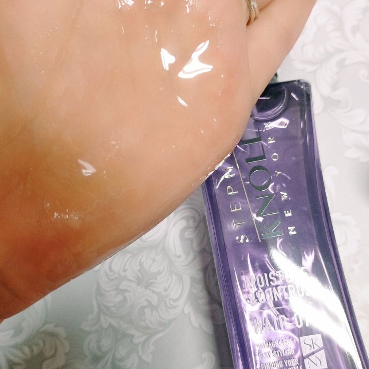 モイスチュアコントロール ヘアオイル W/スティーブンノル ニューヨーク/ヘアオイルを使ったクチコミ(3枚目)