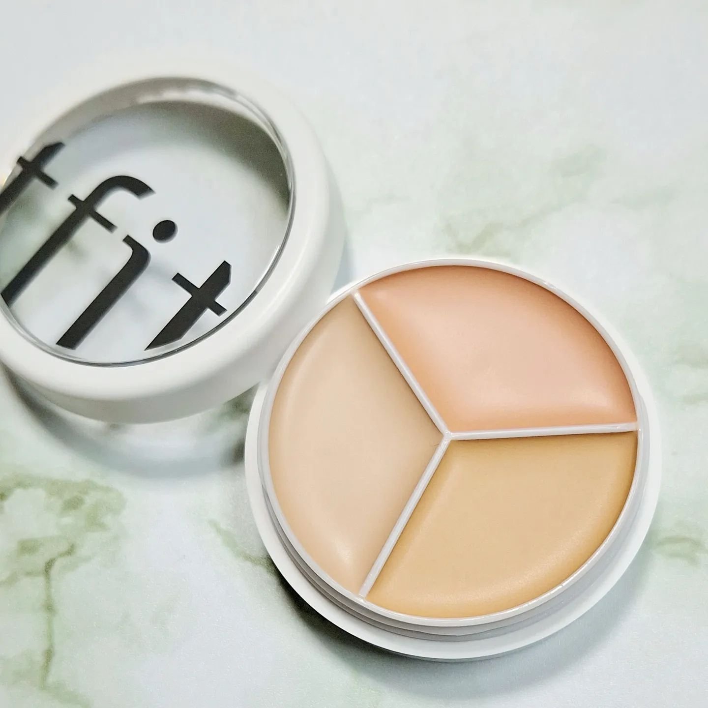 カバーアッププロコンシーラー/TFIT/パレットコンシーラーを使ったクチコミ（2枚目）