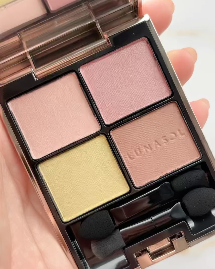 新品 SUQQU モイスチャー グレイズ リップスティック 01 陽風 5セット Amazon | SUQQU スック モイスチャー グレイズ リップスティック 01 陽