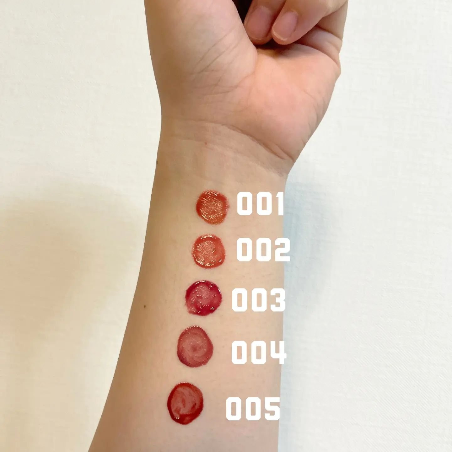 アップトゥーミー　ハグマイリップ　カラーロックプランパー/up2me/リッププランパーを使ったクチコミ（2枚目）