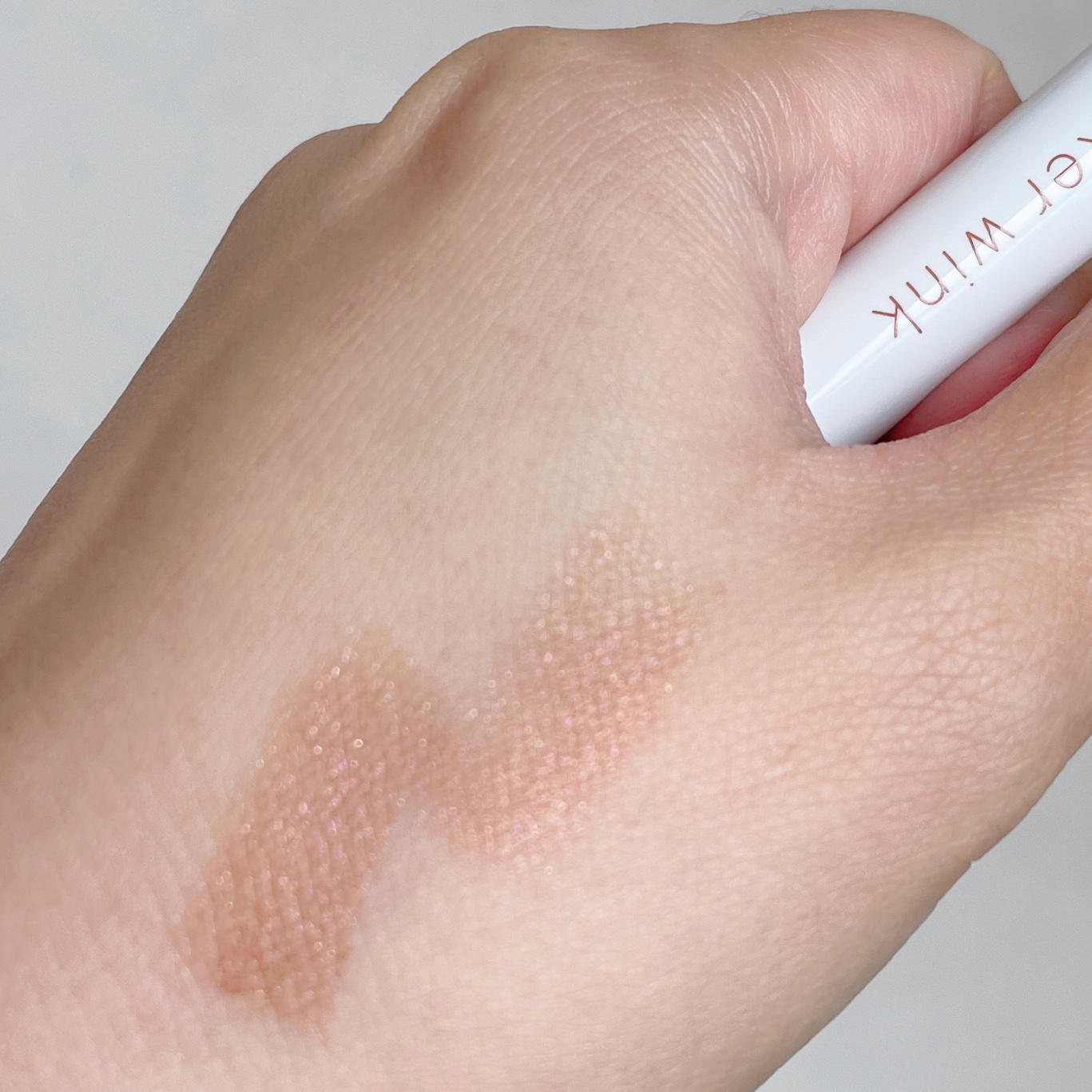 透け感アイシャドウペンシル/ティンカーウィンク/スティックアイシャドウを使ったクチコミ（2枚目）