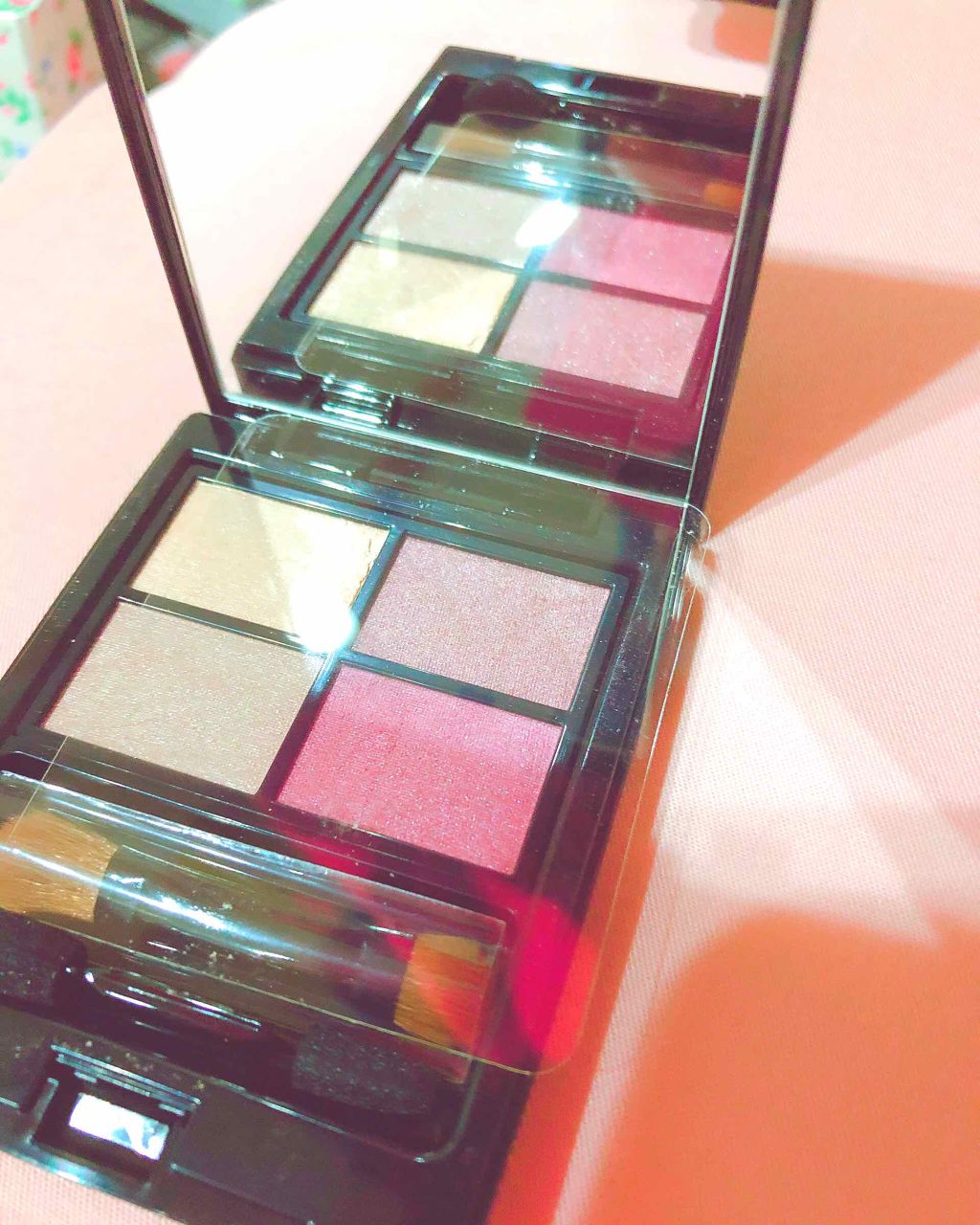 ミネラルクラッシィシャドー/エトヴォス/アイシャドウパレットを使ったクチコミ（2枚目）